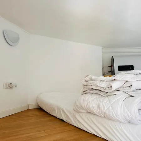 With Mezzanine Center Apartmán *